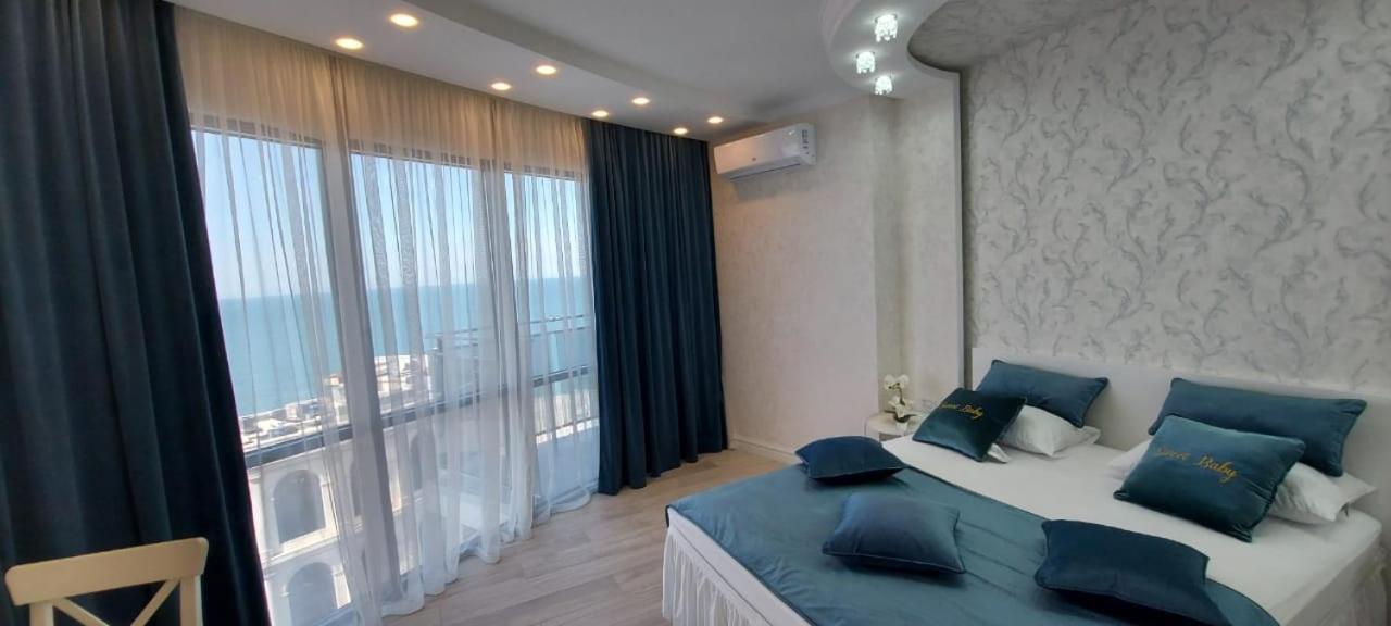 Elite Apartment In Orbi Sea Tower Batumi Exterior foto