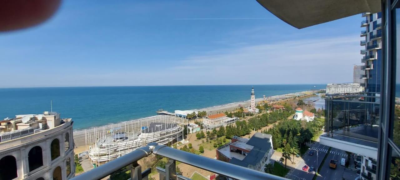 Elite Apartment In Orbi Sea Tower Batumi Exterior foto